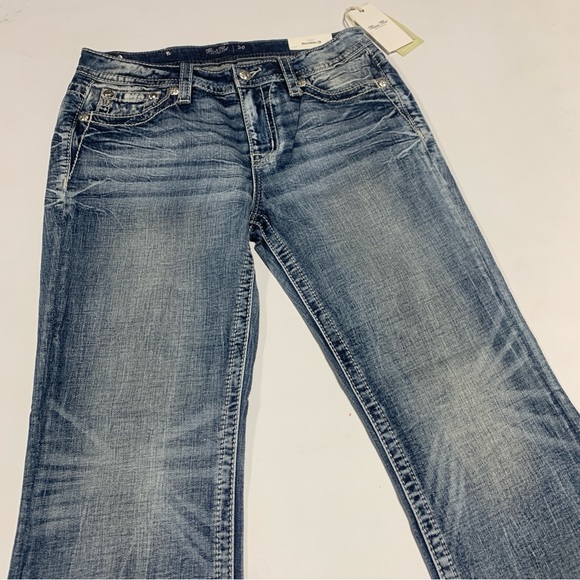 NWT Buckle Miss Me Boot Cut Jeans Embellished Pockets Bling Womens Mid Rise 0485 - Picture 9 of 15